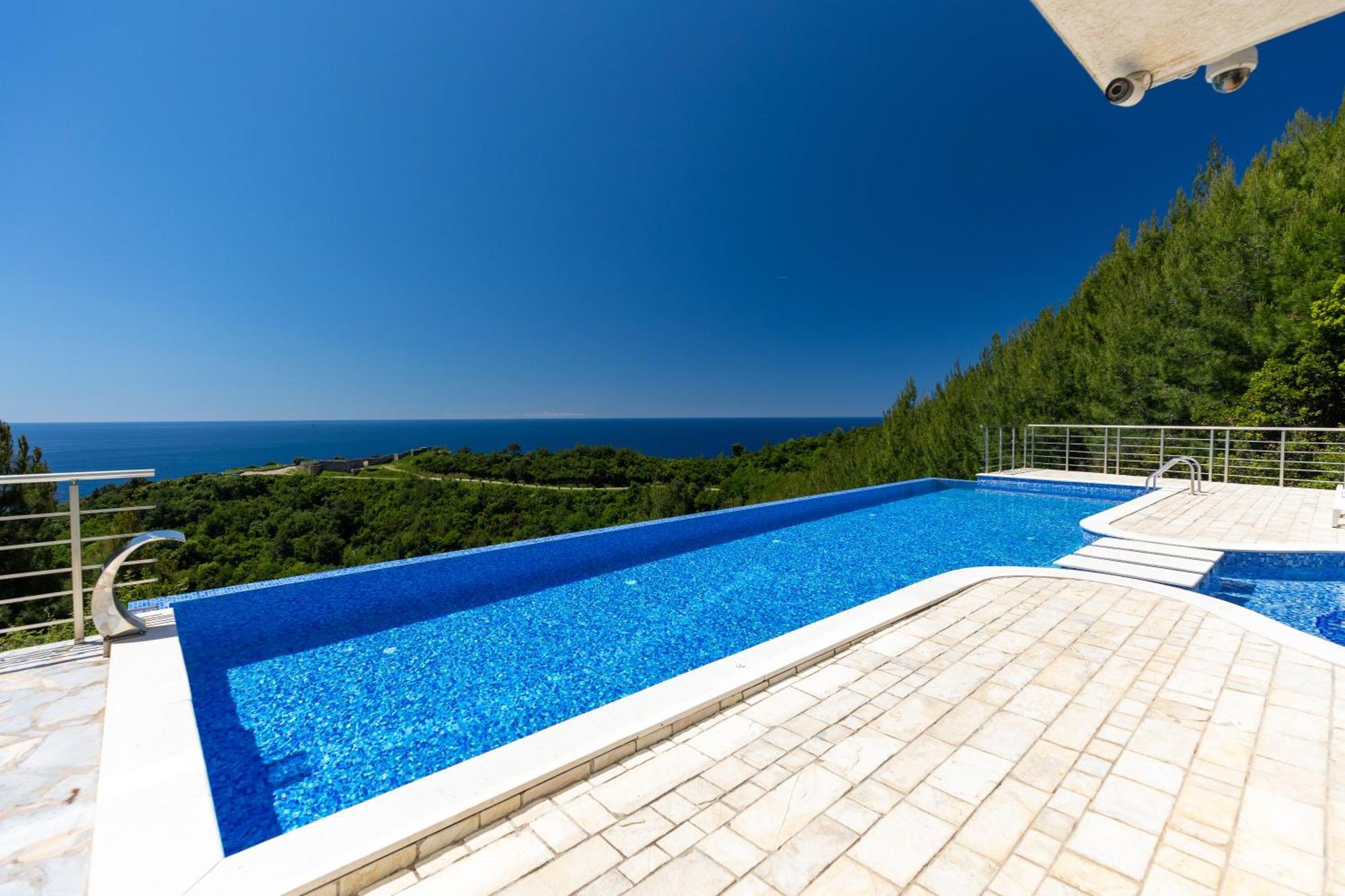 Daire Tophill Altezza Premium - View And Pool Budva